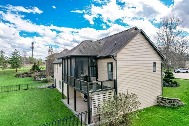 5202 CLAYBROOK CT, Columbia, MO 65203