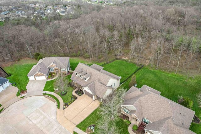 5202 CLAYBROOK CT, Columbia, MO 65203