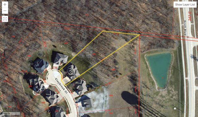 5202 CLAYBROOK CT, Columbia, MO 65203