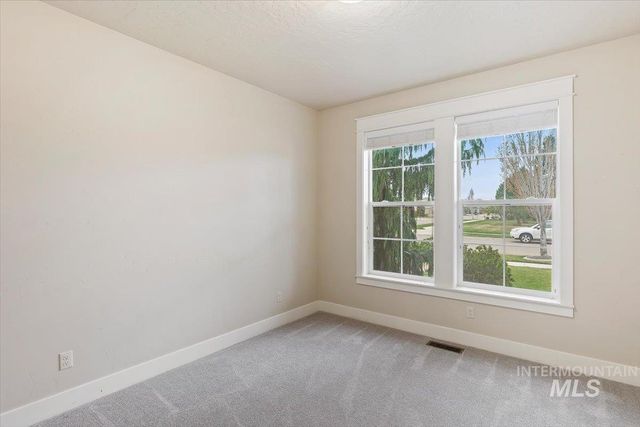 1366 N Waterbrook Way, Star, ID 83669