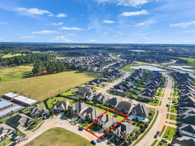 19115 Blooms Rise Drive, Tomball, TX 77377