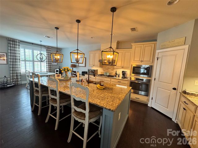 109 Heron Cove Loop, Mooresville, NC 28117
