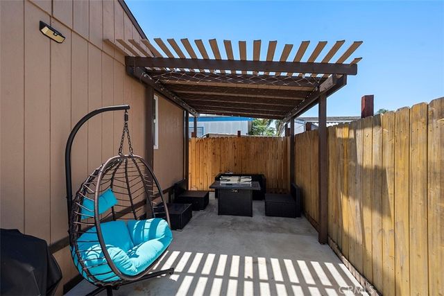 400 Greenfield Drive, El Cajon, CA 92021