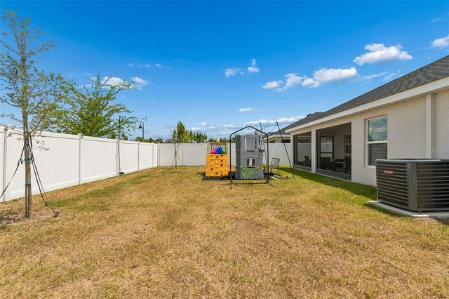 6981 TWISTING PINES LOOP, Zephyrhills, FL 33541