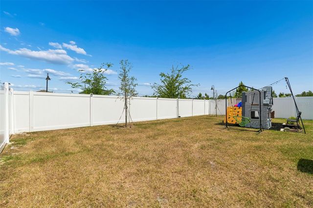 6981 TWISTING PINES LOOP, Zephyrhills, FL 33541