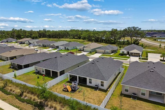 6981 TWISTING PINES LOOP, Zephyrhills, FL 33541