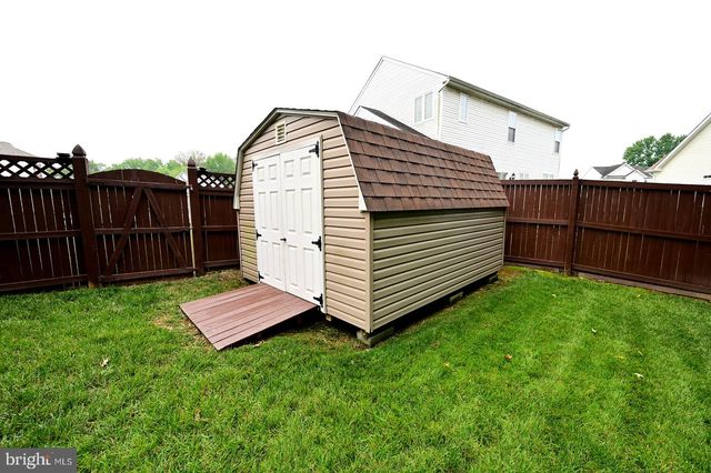 116 MCPHEE LN, La Plata, MD 20646