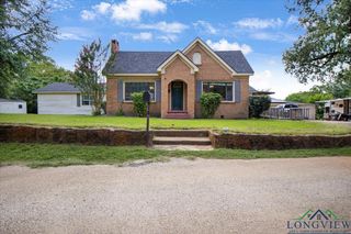 200 Lowrie, Henderson, TX 75652