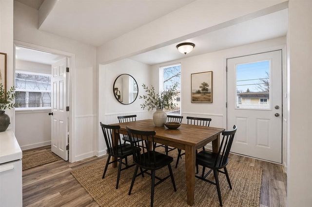 206 WRIGHT AVENUE, Neenah, WI 54956