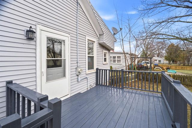 206 WRIGHT AVENUE, Neenah, WI 54956