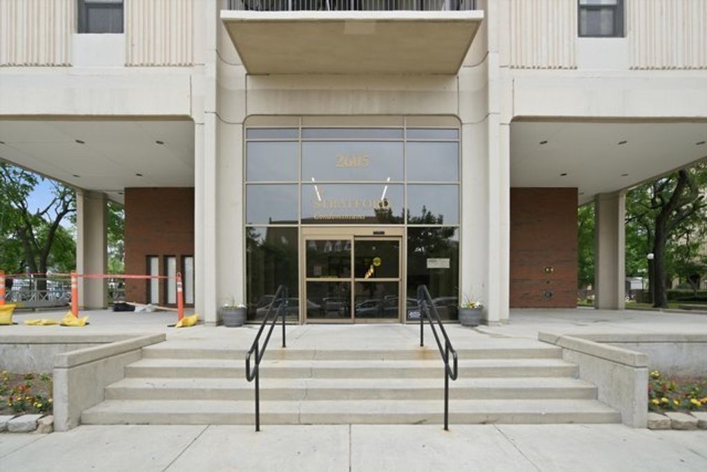 2605 S Indiana Avenue 304, Chicago, IL 60616 — photo 2