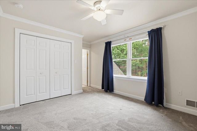 109 LAKE DR, Lake Harmony, PA 18624
