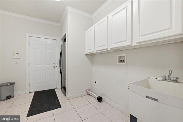 109 LAKE DR, Lake Harmony, PA 18624