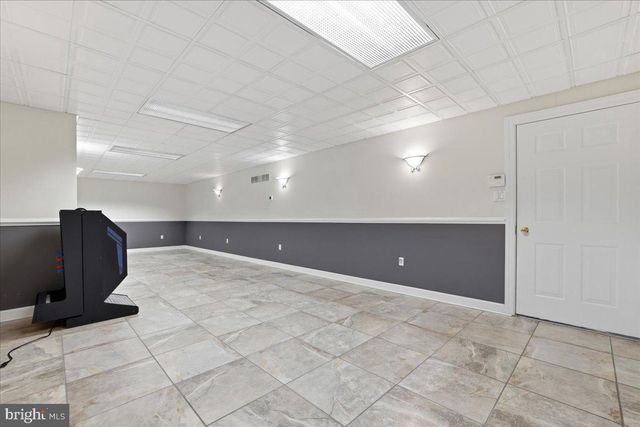 109 LAKE DR, Lake Harmony, PA 18624