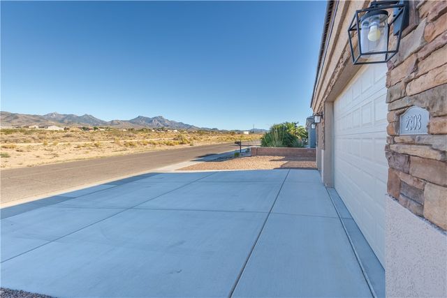 2303 Indigo Street, Kingman, AZ 86401
