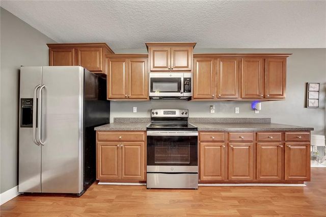 4901 Summersun Drive, Morrow, GA 30260