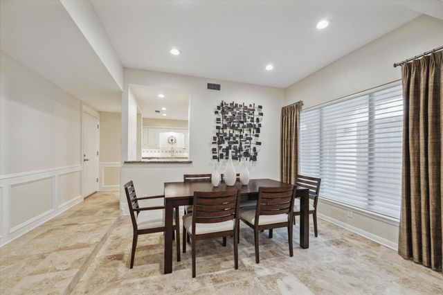 2425 Potomac Drive B, Houston, TX 77057