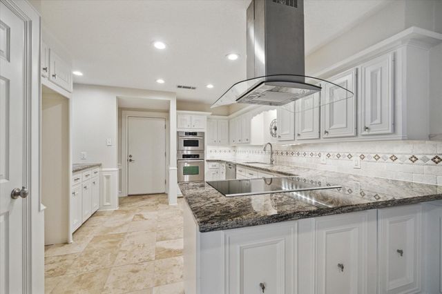 2425 Potomac Drive B, Houston, TX 77057