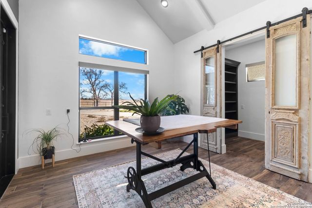 2021 FM 3240, Bandera, TX 78003