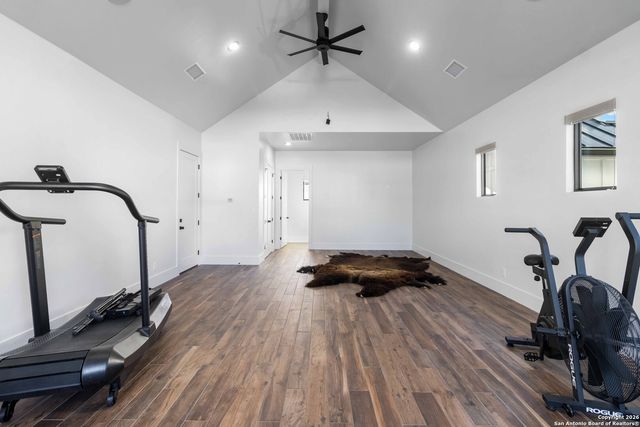 2021 FM 3240, Bandera, TX 78003