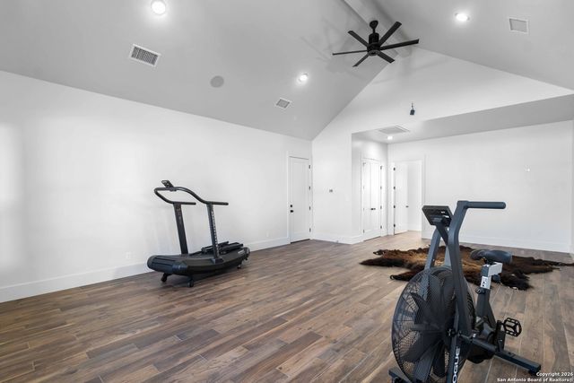 2021 FM 3240, Bandera, TX 78003