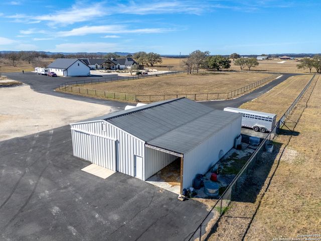 2021 FM 3240, Bandera, TX 78003