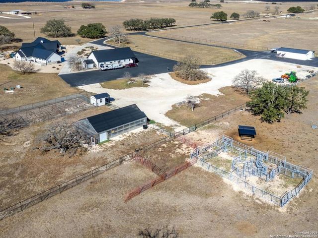 2021 FM 3240, Bandera, TX 78003