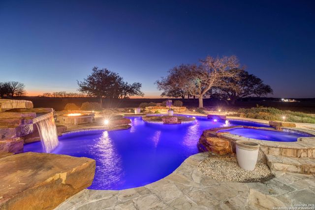 2021 FM 3240, Bandera, TX 78003