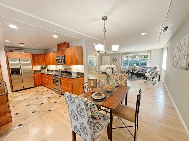 10624 Silver Way, Grass Valley, CA 95945