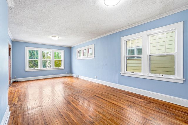 4250 Elliot Avenue, Minneapolis, MN 55407