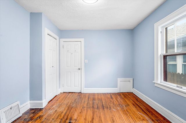 4250 Elliot Avenue, Minneapolis, MN 55407