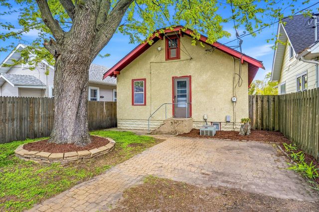 4250 Elliot Avenue, Minneapolis, MN 55407
