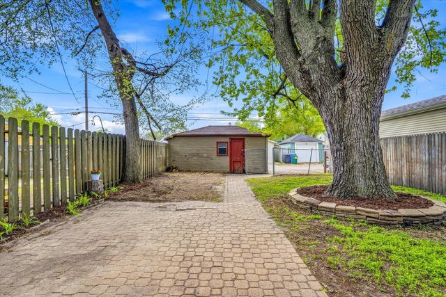 4250 Elliot Avenue, Minneapolis, MN 55407