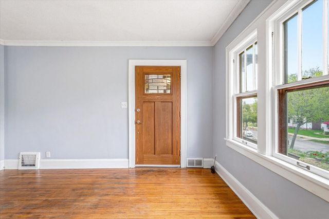 4250 Elliot Avenue, Minneapolis, MN 55407
