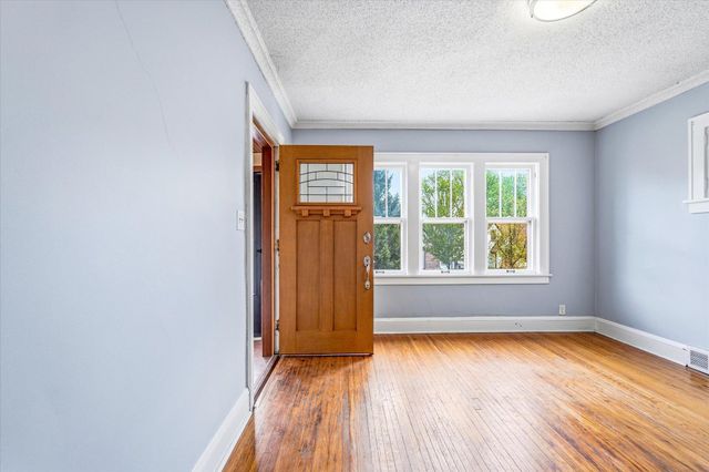 4250 Elliot Avenue, Minneapolis, MN 55407