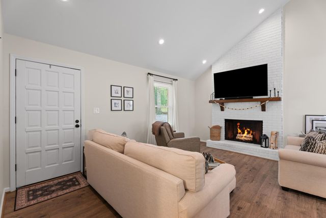 15864 Asheville Highway, Campobello, SC 29322