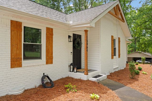 15864 Asheville Highway, Campobello, SC 29322