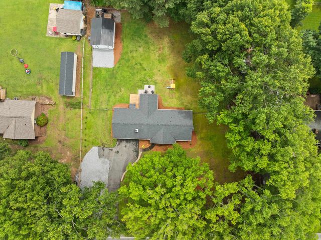 15864 Asheville Highway, Campobello, SC 29322