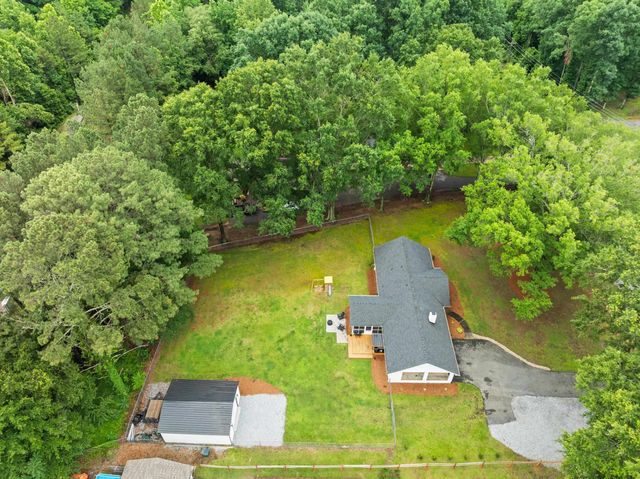 15864 Asheville Highway, Campobello, SC 29322