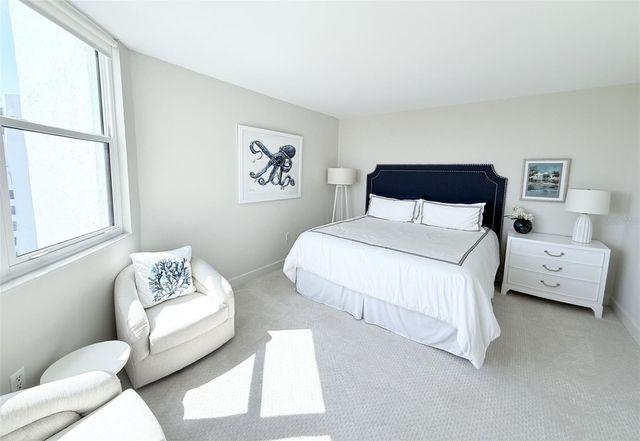1050 LONGBOAT CLUB ROAD 803, Longboat Key, FL 34228