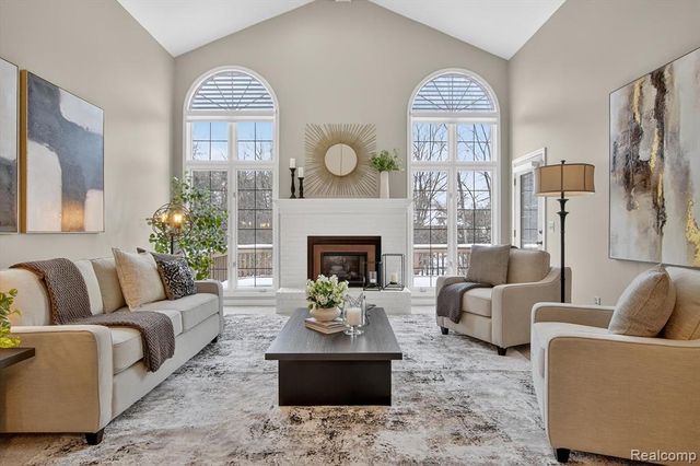 13660 Eaton Drive, Plymouth, MI 48170