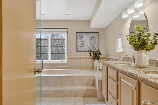 13660 Eaton Drive, Plymouth, MI 48170