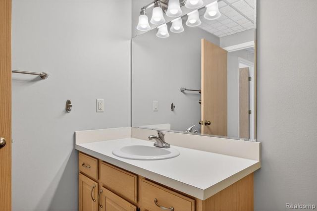 13660 Eaton Drive, Plymouth, MI 48170