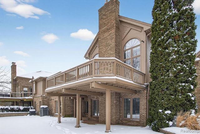 13660 Eaton Drive, Plymouth, MI 48170