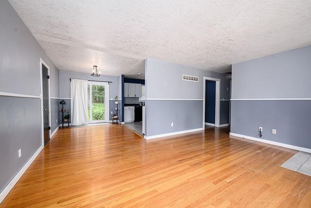 2926 N 64th Terrace, Kansas City, KS 66104