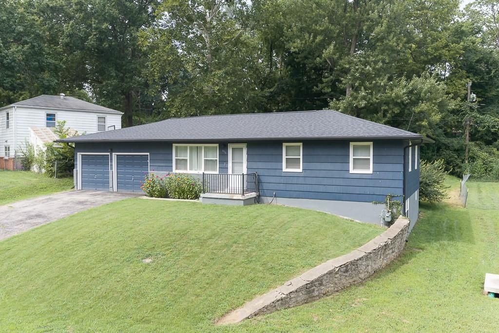 2926 N 64th Terrace, Kansas City, KS 66104