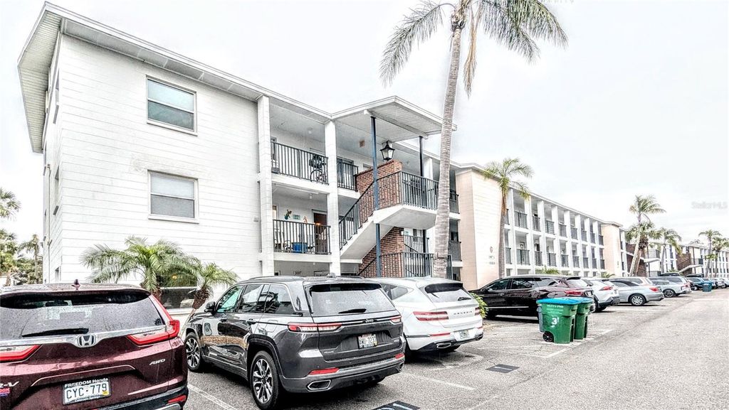 2057 SUNSET DRIVE G1, Bradenton, FL 34207