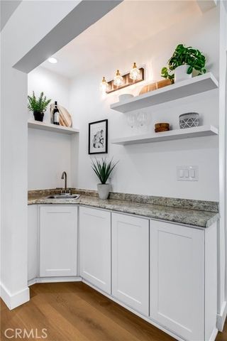 24224 Welby, West Hills (los Angeles), CA 91307