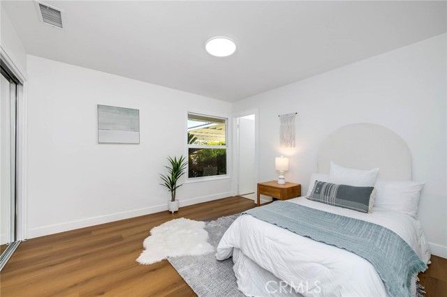 24224 Welby, West Hills (los Angeles), CA 91307