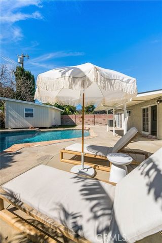 24224 Welby, West Hills (los Angeles), CA 91307